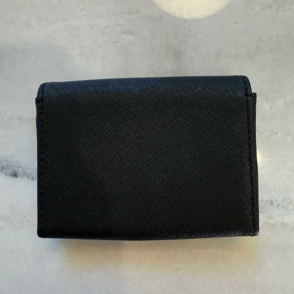 kate spade Black Saffiano Compact Card Holder with Gold Plaque